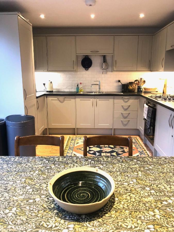 Lauras Townhouse Apartments Thomas Street Townhouse Бат Екстер'єр фото